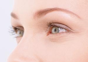 最新2025年版：赤あざのレーザー治療ガイド｜効果・リスク・費用を徹底解説